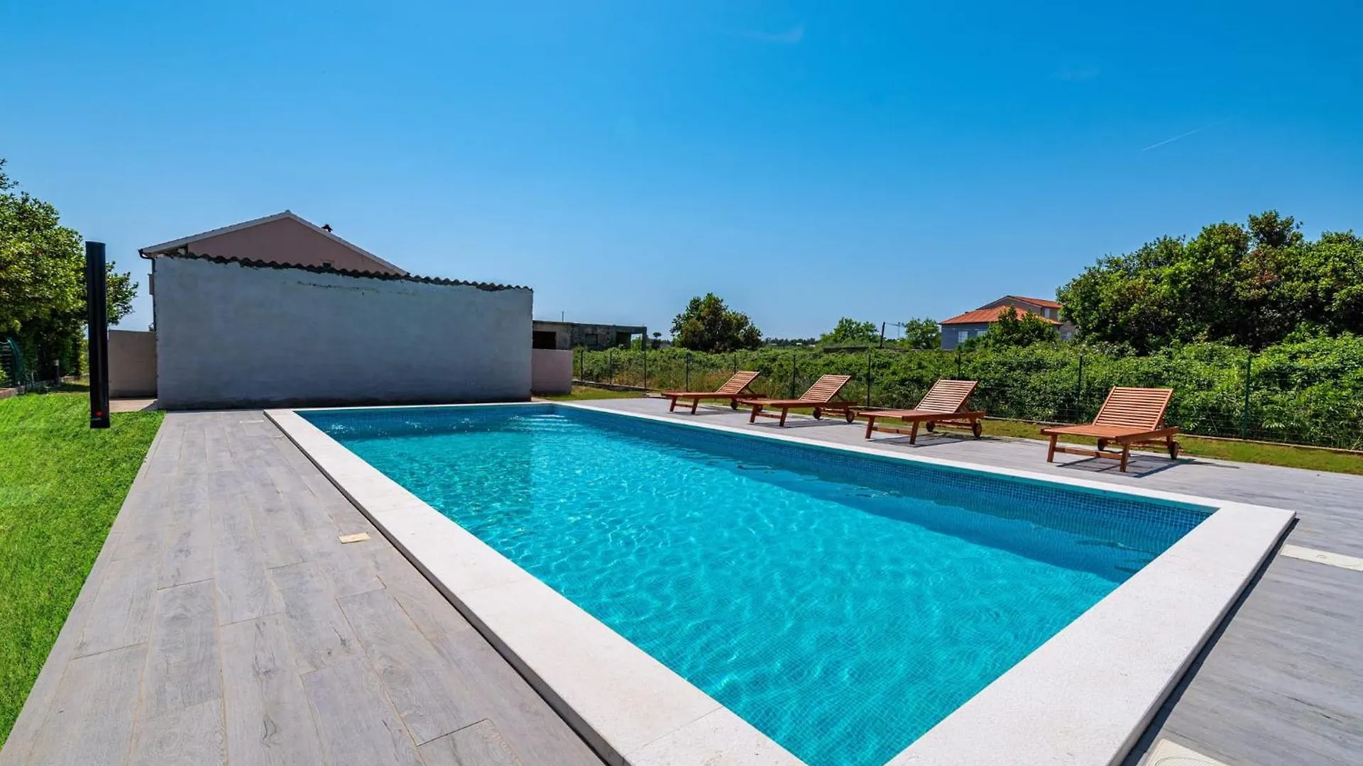Apartmen With Swimming Pool Nikola Nin 0*,